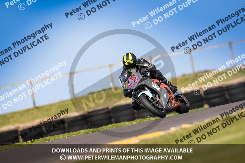 anglesey no limits trackday;anglesey photographs;anglesey trackday photographs;enduro digital images;event digital images;eventdigitalimages;no limits trackdays;peter wileman photography;racing digital images;trac mon;trackday digital images;trackday photos;ty croes